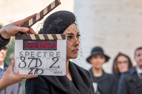 spectre monica bellucci rome funeral