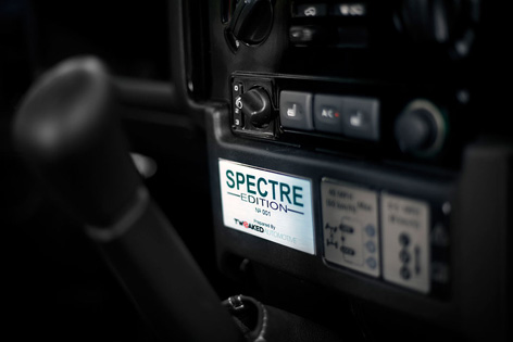 Land Rover Defender Tweaked SPECTRE Edition plaque