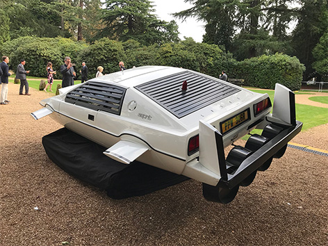 pinewood studios roger moore stage lotus esprit