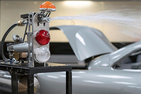 Aston Martin DB5 Goldfinger Continuation water spray gadget