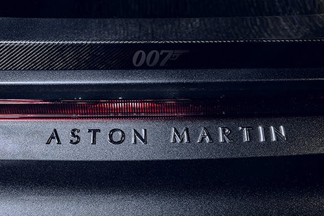 Aston Martin DBS Superleggera 007 Edition logo rear