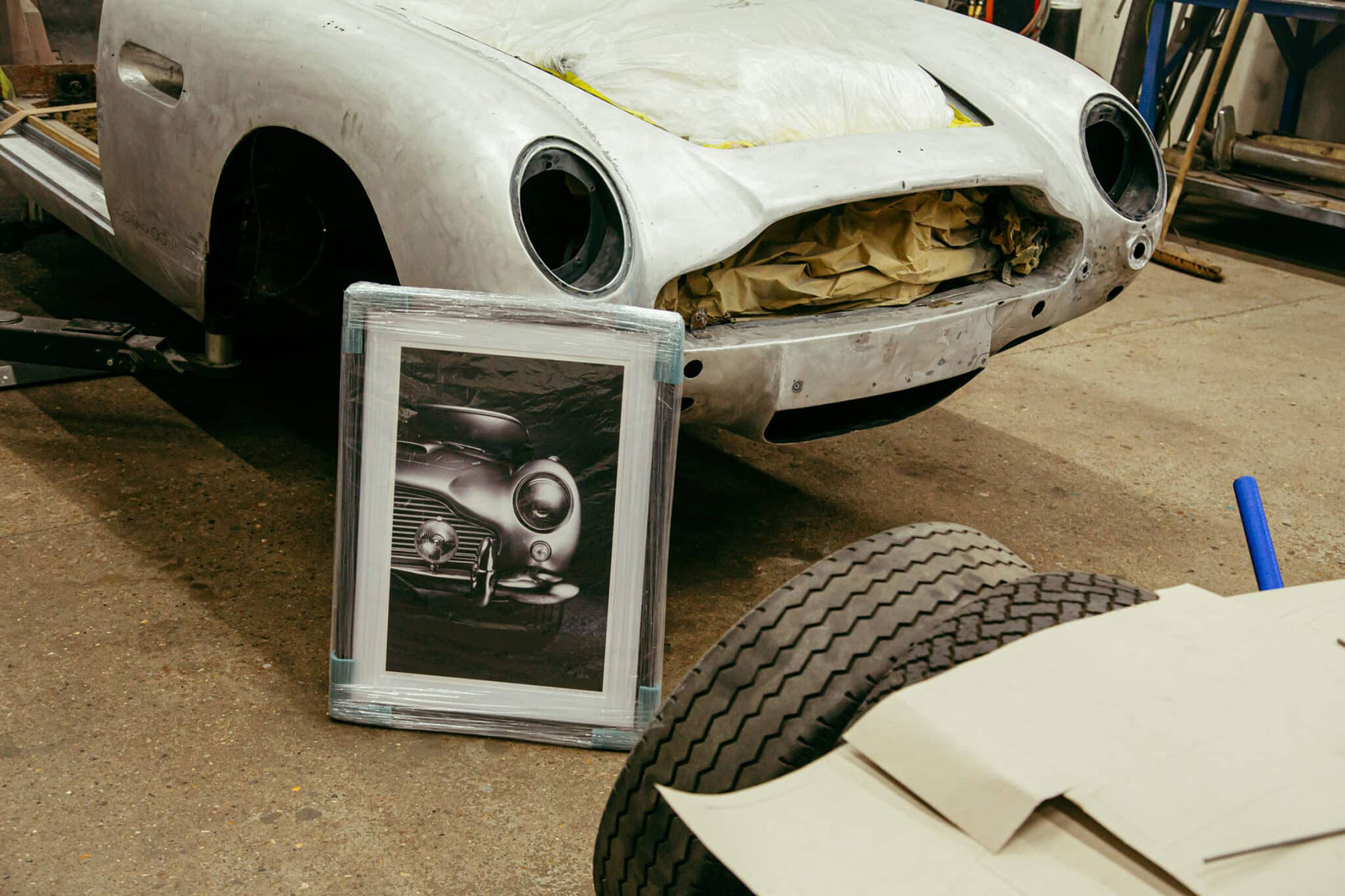 Limited100 Aston Martin DB5 print garage giveaway