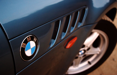 BMW Z3 logo side vents