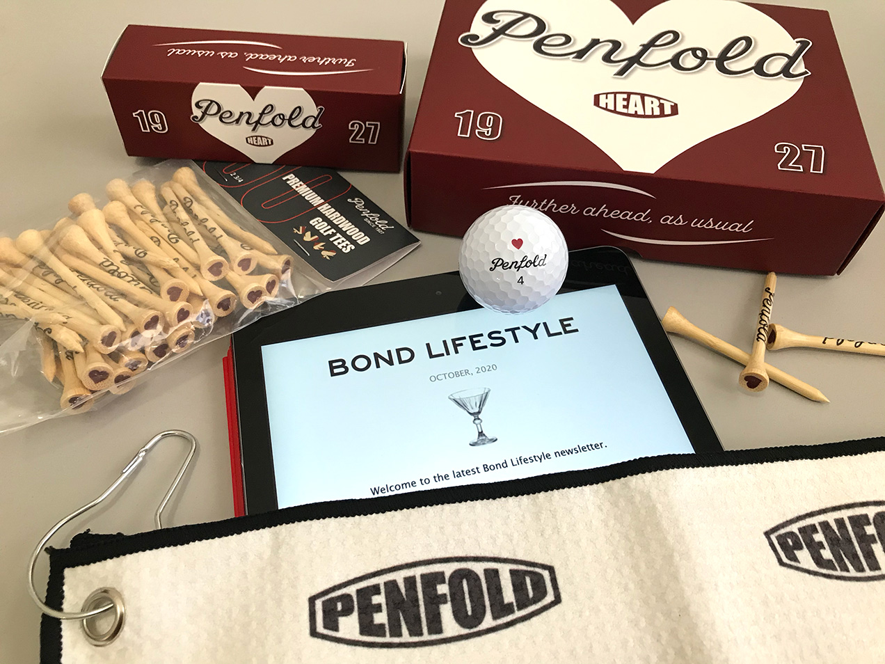 Win Penfold Heart golf ball tees towel