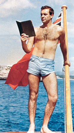 http://www.jamesbondlifestyle.com/sites/default/files/ckeditor/images/news/120529-shorts-sean-connery-2.jpg