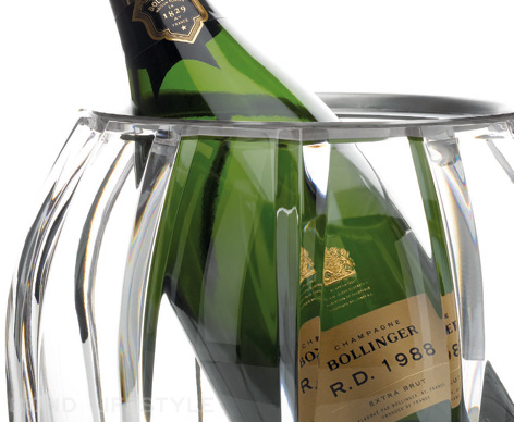 Bollinger celebrates SPECTRE with a limited editon bottle and 