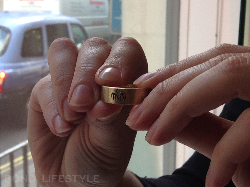 May 16, 2019 · this spectre is at home on a leather couch and marble table. Spectre Ring - Christie S James Bond Spectre Charity Auction Preview Bond Lifestyle