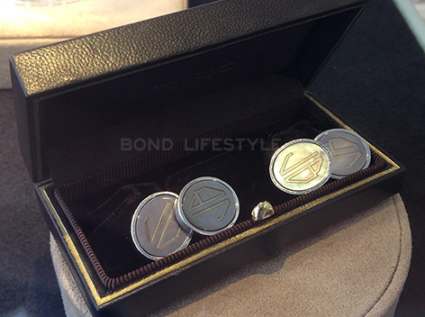 160215-christies-spectre-auction-tom-ford-cufflinks-1.jpg