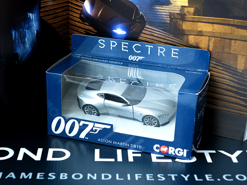 Corgi CC08001 aston martin DB10 modèle james bond 007 from the film spectre 2015 