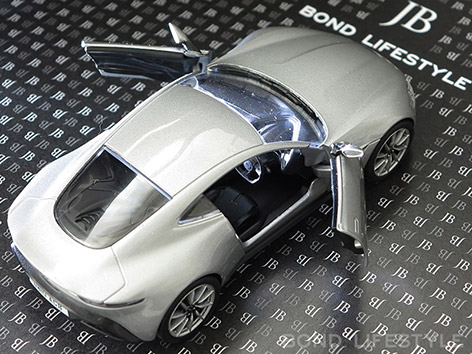 Corgi Aston Martin DB10 1 36 top open