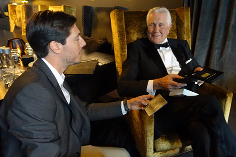 george lazenby bond lifestyle cufflinks