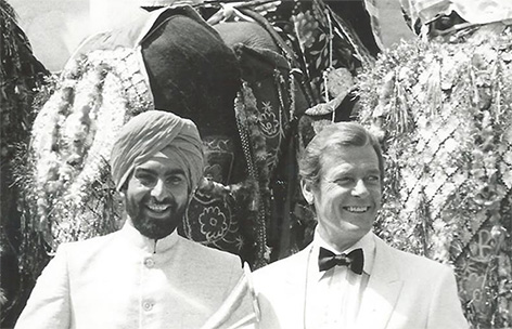 Roger Moore Kabir Bedi Octopussy