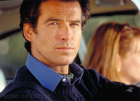 Pierce Brosnan GoldenEye Close up outfit sweater shirt day cravat