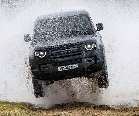 Ash New Land Rover Defender 110 with continuity damage from Norway sequence