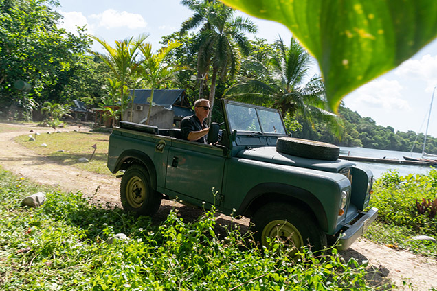 James Bond drives a Land Rover Series III in Jamaica No Time To Die