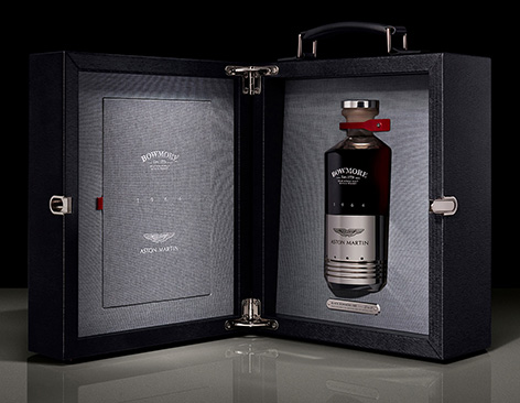 Aston Martin Black Bowmore DB5 1964 whisky case