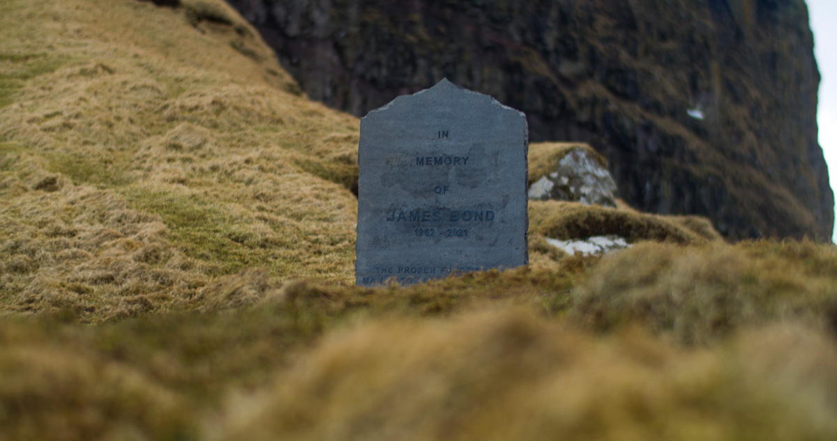 Tombstone graveyard Faroe Islands James Bond location Kalsoy 1