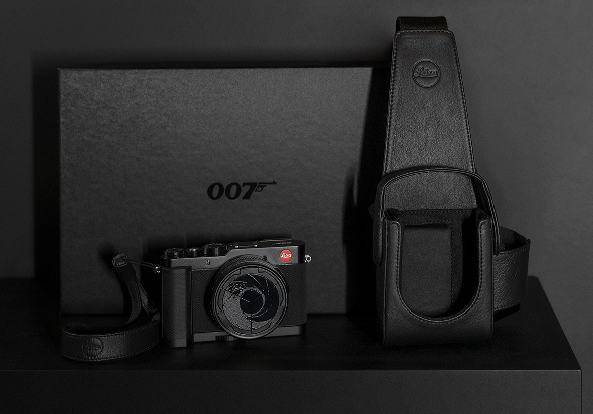 Leica D-Lux 7 007 Edition case strap holster box packaging James Bond
