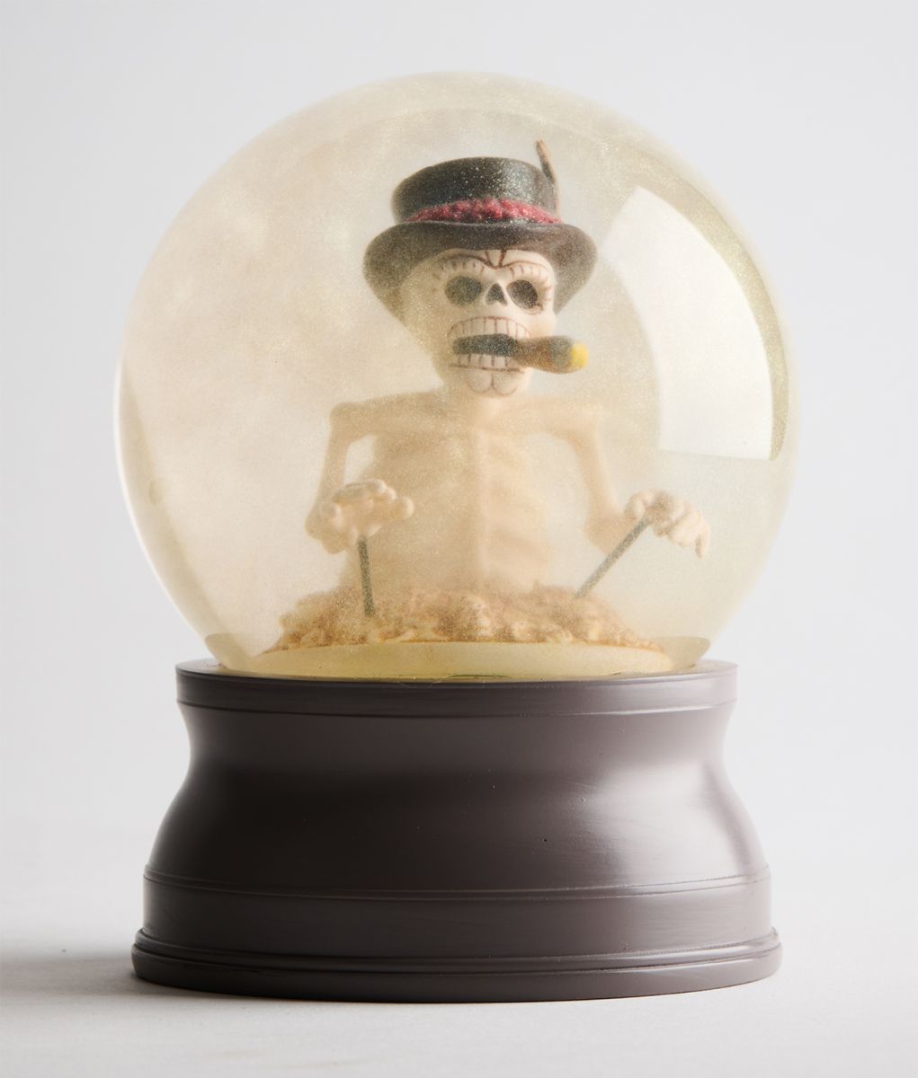 Exclusive preview James Bond Spectre Day Of The Dead Smoke Globe Bond Lifestyle