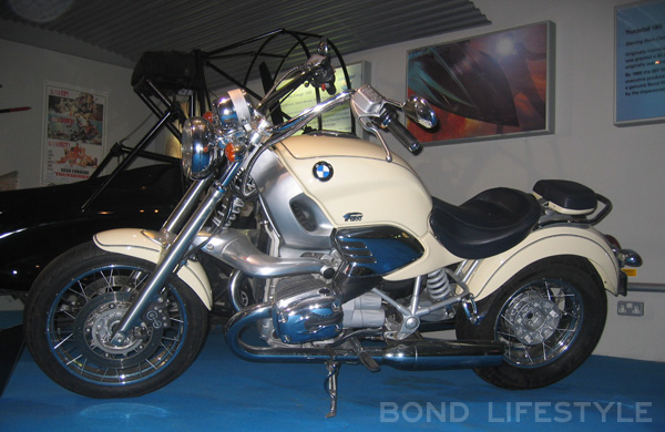 BMW R 1200 C Cruiser Bond Lifestyle