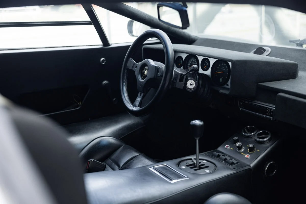 1980 Lamborghini Countach LP400 S interior