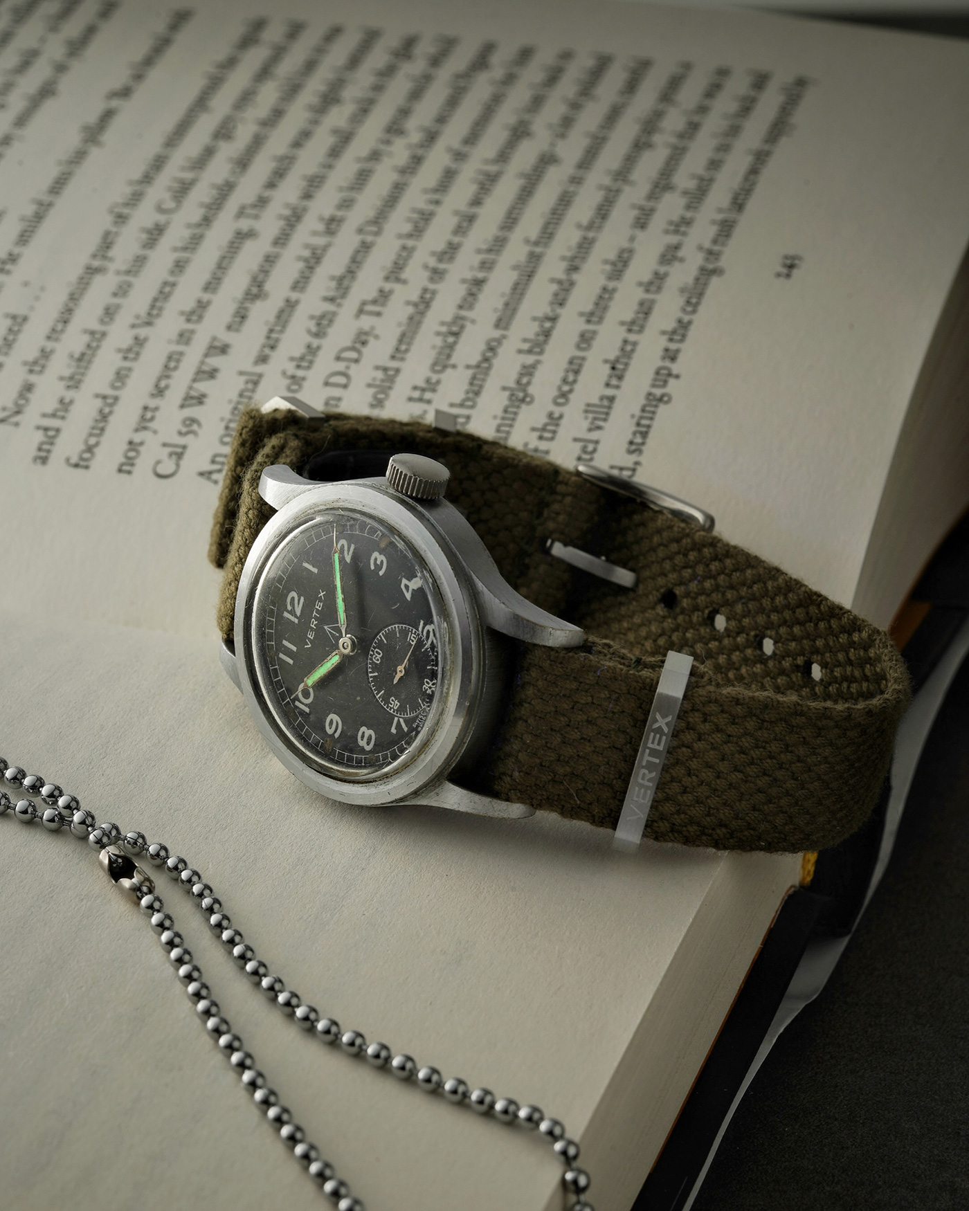 James Bond wears a vintage Vertex Cal 59 WWW watch in new novel King Zero page