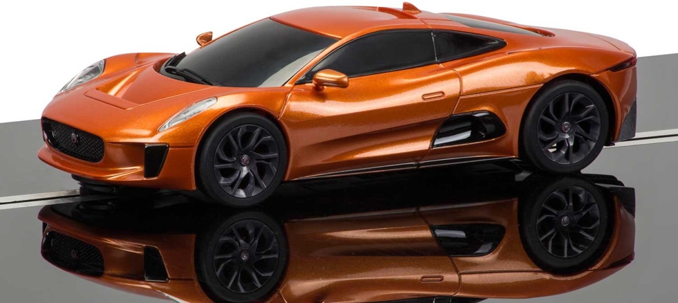 Scalextric James Bond 007 SPECTRE Set Bond Lifestyle