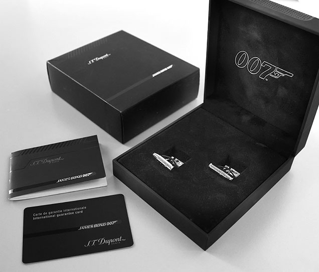 The S.T. Dupont James Bond Bullet Cufflinks 5166 came in a nice black box with warranty cards, all branded with the James Bond 007 logo.