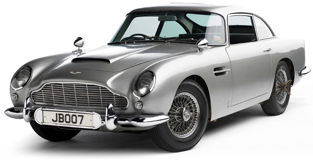 Een van de originele Aston Martin DB5's uit de Bondfilms