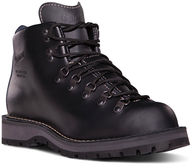Danner Mountain Light II black boots