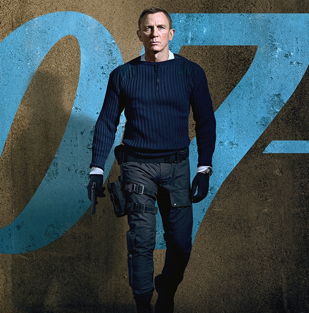 Daniel Craig as James Bond, wearing the commando outfit on a character poster for the film.