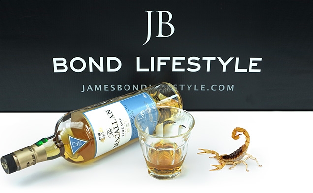 James Bond drinkt uit een Duralex Picardie glas in SkyFall tijdens het drankspel met een schorpioen