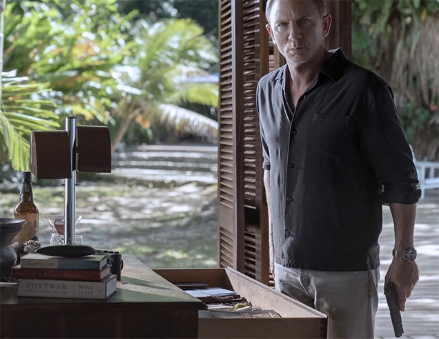 James Bond in his villa in Jamaica. Can you spot the Leica camera?