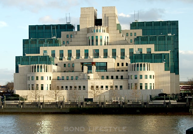 SIS/MI6 Headquarters, Vauxhall Cross, London, UK