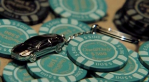 Screenshot of the keychain on the poker table in Casino Royale
