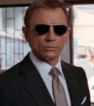 Daniel Craig as James Bond wears Tom Ford FT109 sunglasses in Quantum Of Solace, Bolivia scenes.