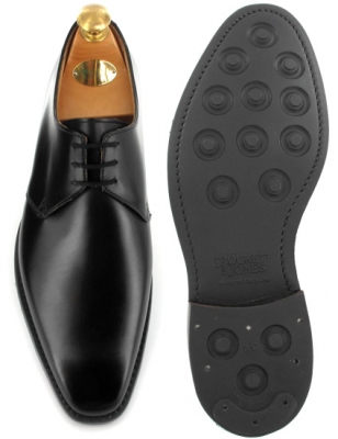 http://www.jamesbondlifestyle.com/sites/default/files/styles/semi_width_image/public/images/product/cl052-crockett-jones-highbury-top-leather-sole.jpg