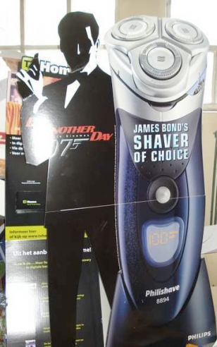 Philips Razor Commercial Philips Philishave Sensotec HQ8894 Electric Razor | Bond Lifestyle