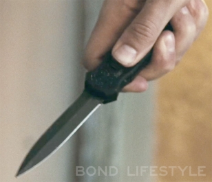 The knife in Quantum of Solace