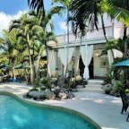 James Bond villa Florida